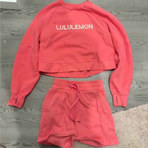 Lululemon Scuba Pink Cropped Sweatshirt and Shorts Set - Picture 1 of 6